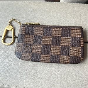 Louis Vuitton key pouch! Almost perfect condition